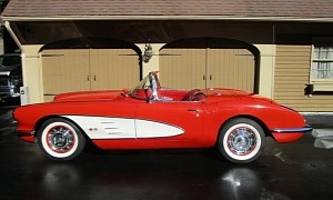 Numbers-Matching 1960 Chevrolet Corvette Looks Perfect for a Sunday Cruise