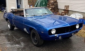 Numbers-Matching Open-Top Camaro Is Waiting for the Summer; 2023 Summer