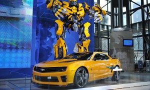 NYIAS 2011: Camaro Bumblebee As Seen in Transformers 3 <span>· Live Photos</span>