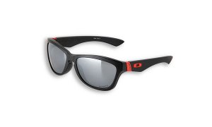Oakley and Ducati Launch Special Edition Sunglasses