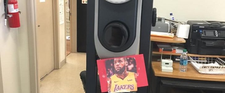 Ohio DMV uses LeBron James pic to stop people from smiling in their driver's license photo