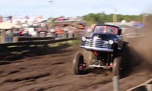 Old Chevrolet Pickup Turned Into Awesome Mud Truck