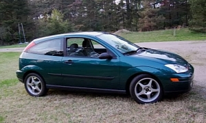 Old Ford Focus with V8 RWD Conversion Is Quite a Sleeper