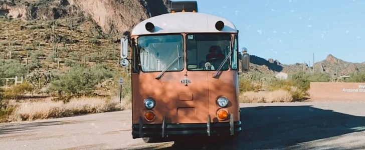 1988 Crown Coach school bus was transformed into an apartment on wheels
