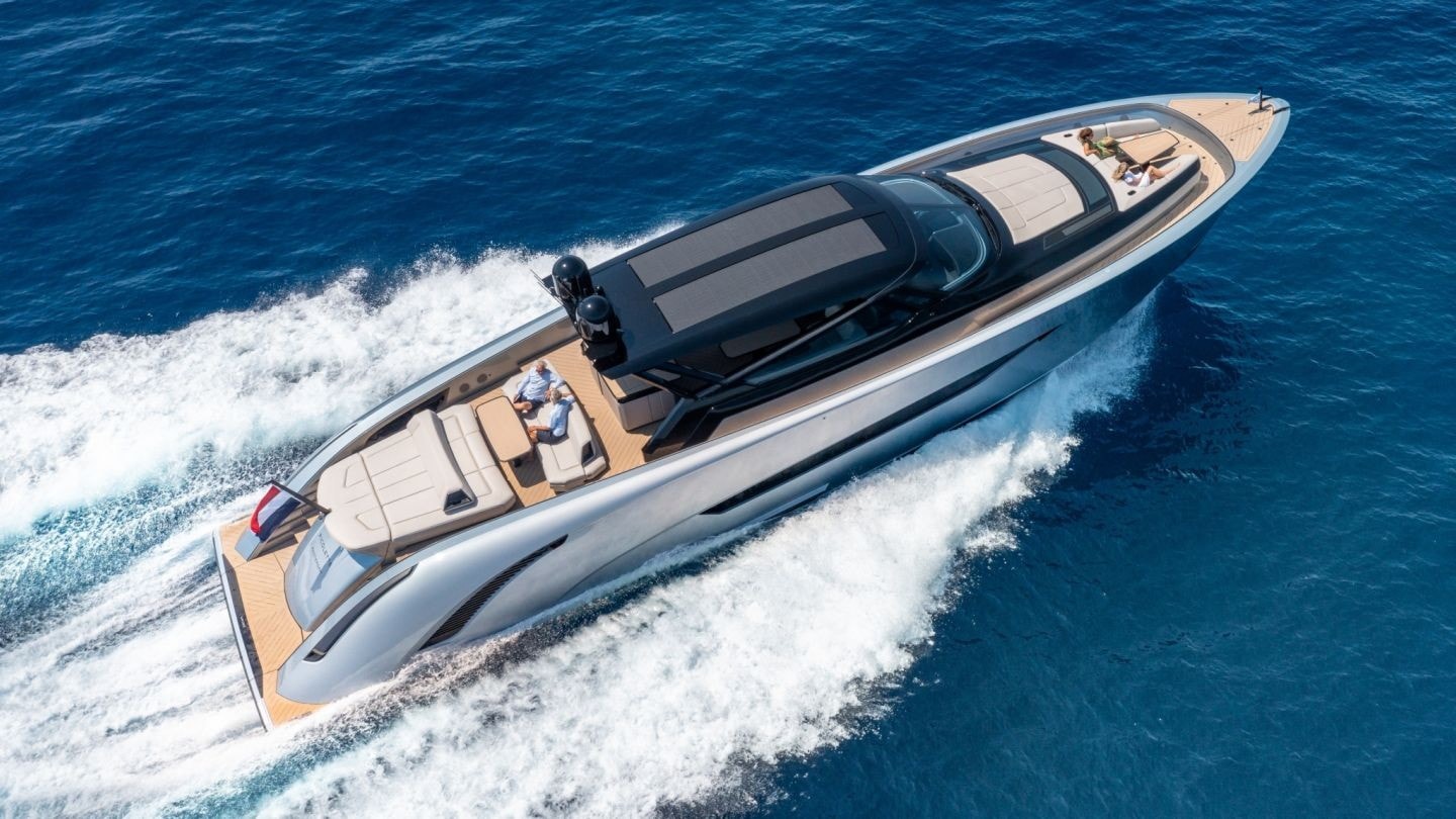 On Board Tom Brady's $6 Million 77-Foot Ultra-Modern Family Yacht, Viva a  Vida - autoevolution
