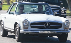 One Direction’s Harry Styles Cruising in a Retro Mercedes-Benz SL
