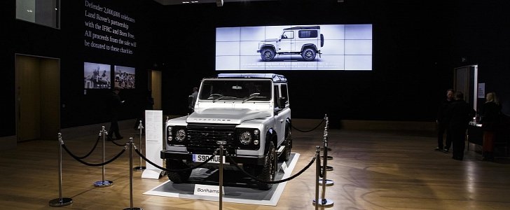 Land Rover Defender no.2,000,000