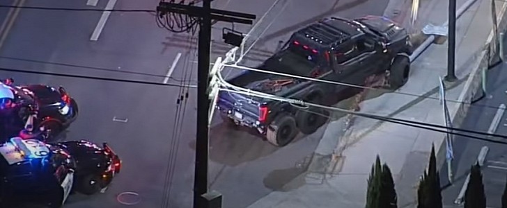 6x6 truck leads police on wild LA chase, stops short in a light pole