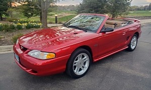 One-Owner 1998 Ford Mustang GT Convertible Boasts Amazingly Low Odometer Reading