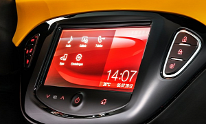 Opel Adam Becomes a Talking Car Thanks to Siri Eyes Free