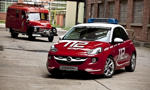 Opel Adam Looks Adorable As a Fire Engine