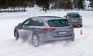 Opel Insignia Country Tourer and Snow Equals Drifts