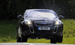 Opel Insignia OPC / Vauxhall Insignia VXR Could Get 400 HP