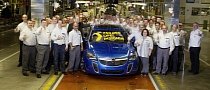 Opel Insignia Reaches Production Milestone, the 750,000th Unit is an Arden Blue OPC Sports Tourer