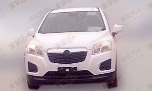 Opel Mokka Spotted Testing in China, Sports a Different Look