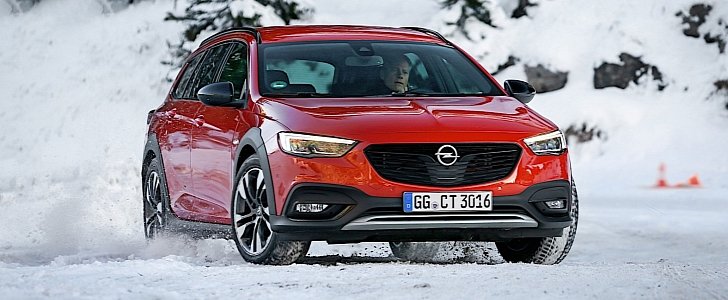 Opel Insignia to come in every color conceivable