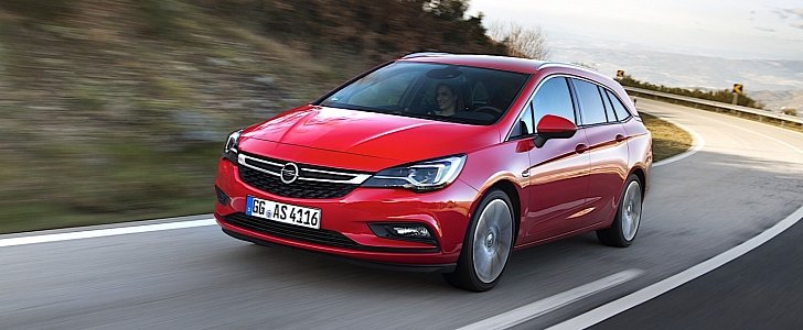 Opel Astra gets new engines