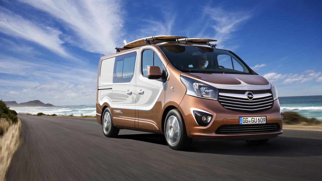 Opel Vivaro (2017) : les versions Tourer et Combi+