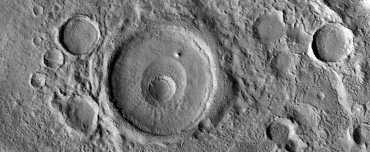 Deuteronilus Mensae crater