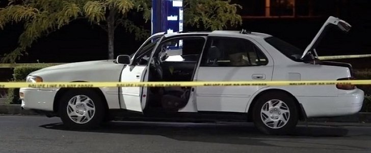 Oregon police find body of woman inside car during traffic stop