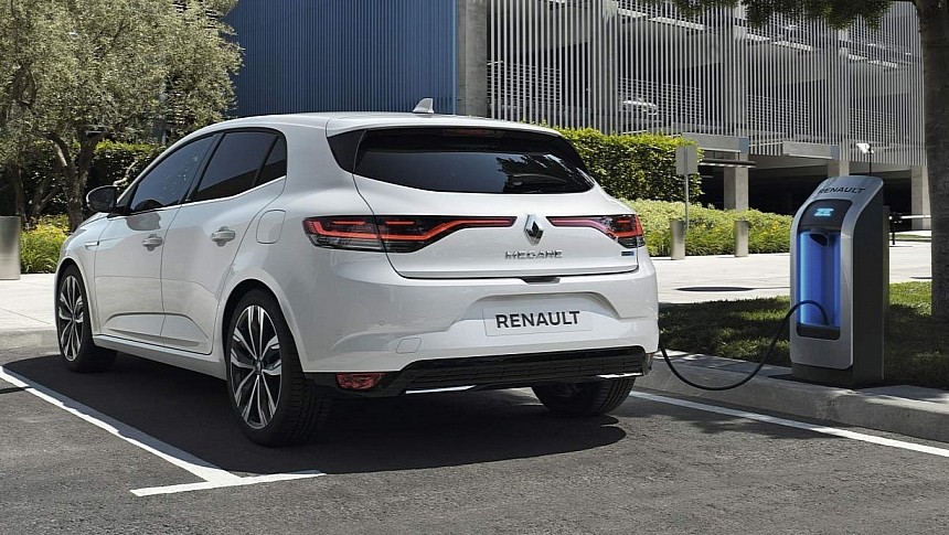 Transport and Environment bashed PHEVs like the Renault Megane E-Tech more than once, but it is now defending the small battery packs they present