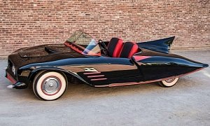 Original 1963 Batmobile Sells for $137,000 <span>· Video</span>