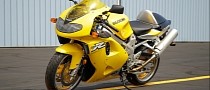 Original-Owner 2000 Suzuki TL1000R Has Some Minor Scratches, Counts Less Than 1,700 Miles