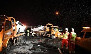 Out of Control Crane Slams Into 31-Car Line at Toll Station in China