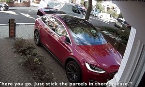 Owner of Tesla Model X Uses it to Retrieve Amazon Packages And It’s Amazing