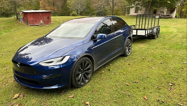 Owning a Tesla Model X Plaid is not the smooth sailing people hope for