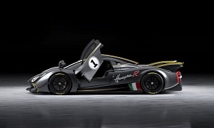 Pagani Huayra R Is a New Old-School Laboratory on Wheels With a N/A V12