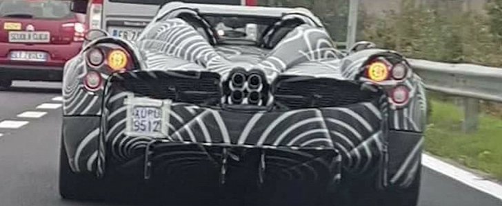 Pagani Huayra Roadster Prototype Spotted in Traffic