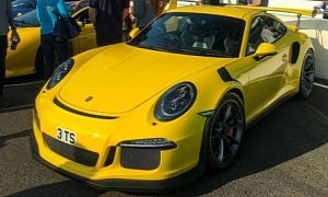 Paint To Sample Yellow Porsche 911 GT3 RS Was Brighter than the Sun at Goodwood