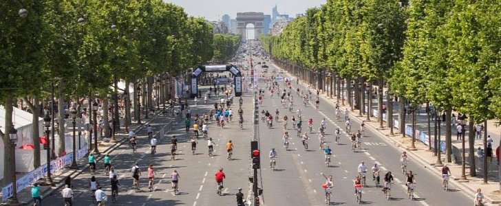Paris goes entirely car-free for one day, to highlight pollution and climate change