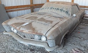 Parked and Forgotten: 1963 Buick Riviera Is a Genuine Barn Find, Mysterious V8