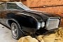 Parked for 20 Years, This 1971 Oldsmobile Cutlass Supreme Still Flexes the Magic Combo