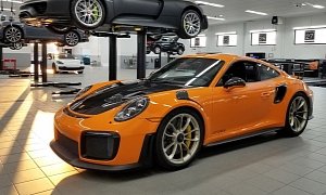 Pastel Orange 2018 Porsche 911 GT2 RS Looks Like a Superstar in Texas