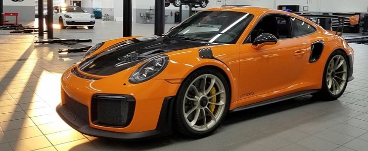 Pastel Orange 2018 Porsche 911 GT2 RS