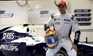 Pastor Maldonado Lands 2011 F1 Seat with Williams