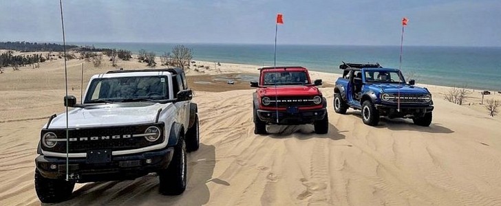 2021 Ford Bronco spotted in red, white, and blue at the Silver Lake Sand Dunes in Michigan