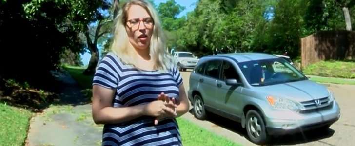 Mississippi woman finds bowl of mashed potatoes on her car in random "attack" 