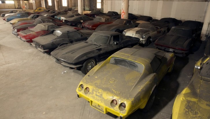 Peter Max’ 36-Corvette Collection will be restored