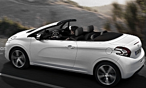 Peugeot 208 Cabriolet Coming in 2015 with Fabric Roof