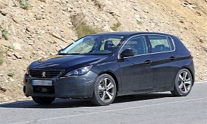 Peugeot 308 Facelift Spied With Little Camouflage, Expect It In 2017