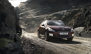 Peugeot Unveils 508 RXH Diesel-electric Hybrid