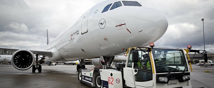 The Phoenix E has started operating with Lufthansa in Germany