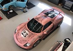 Pink Pig Porsche 918 Spyder is a Nod to the 917/20 Racecar, Has Matching Key Fob