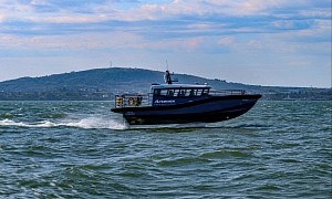 “Pioneer of Belfast” Hits the Waves as the Largest Electric Foiling Vessel in the World