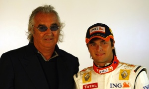 Piquet: "Briatore Doesn't Know S*** About F1!"