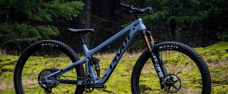 Pivot Cycles Launches Ridiculously Priced Carbon Frame Bent on XC MTB Domination